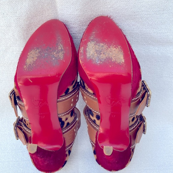 Authentic Christian Louboutin - Picture 4 of 8